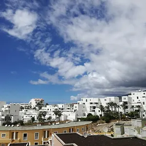 https://apartment-las-americas-costa-adeje.tenerifehoteles.net